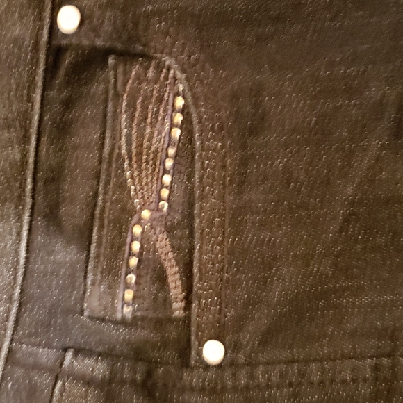 NWOT WHBM Dark Blue/Black Flare Leg Jeans. Size 6S. - Picture 6 of 11